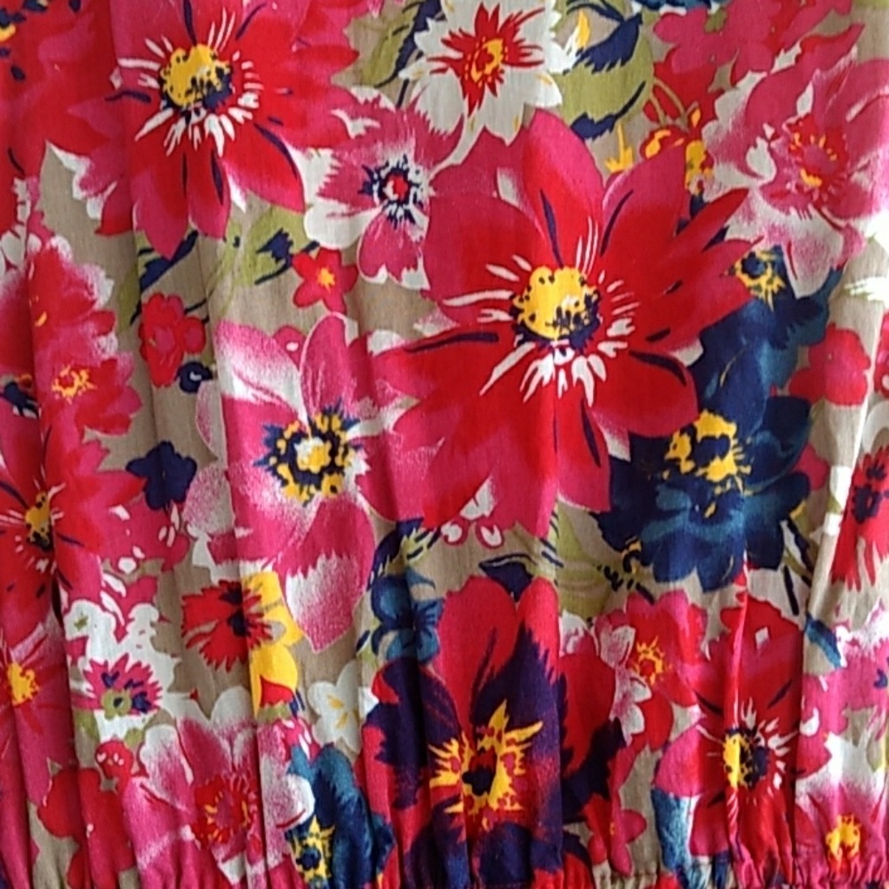 Dress - Picture 3 of 3